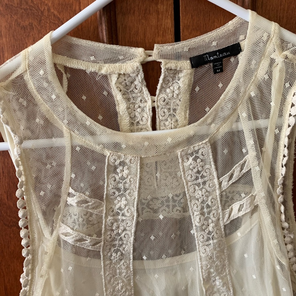 Lace top - Picture 2 of 7